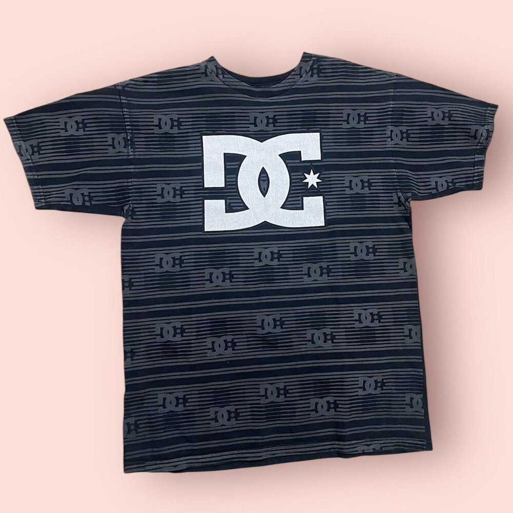 2000s DC Shoes All Over Print Tee